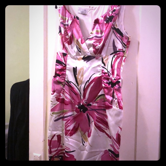 White & Pink dress size 14 - Picture 1 of 4